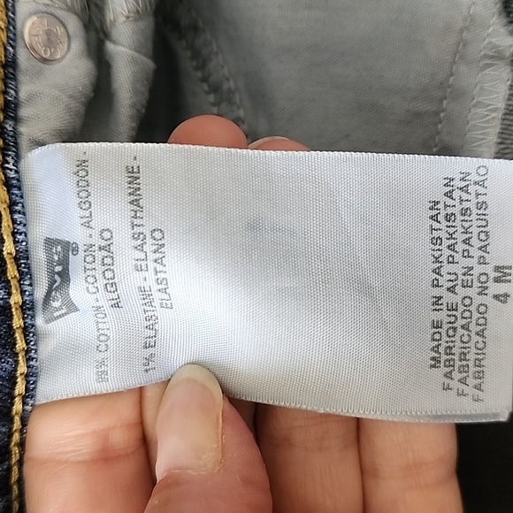 Levi's 515 Boot Cut Jean's - Picture 8 of 8